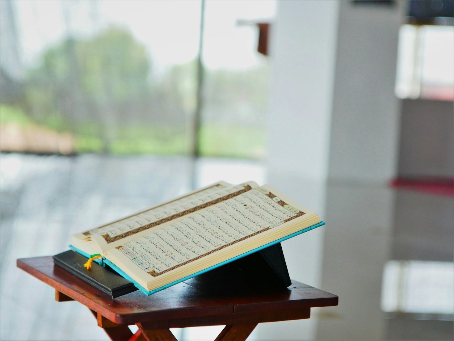Understanding the History of Islamic Traditions